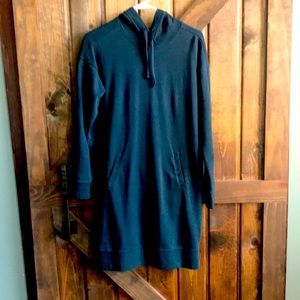 Hooded tunic dress